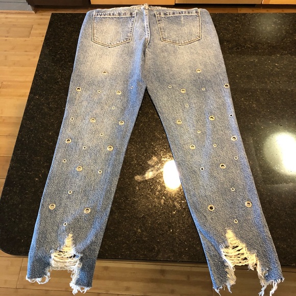 High Rise Distressed Jeans with Grommets - Picture 8 of 12